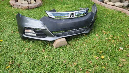 2014 Honda Insight Front Bumper