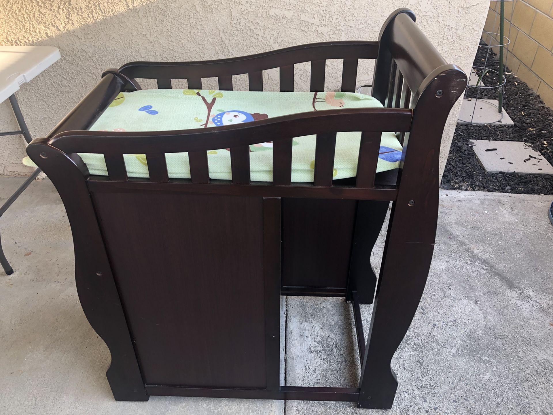 Diaper Changing Table (Newborn/Infant/Baby) - 3 Drawers - Dark Wood with Changing Pad