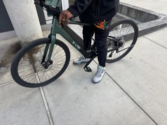 X Lab SP5+ Contender E-bike