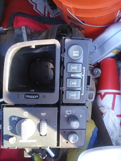 01/05 Chevy Tahoe side marker