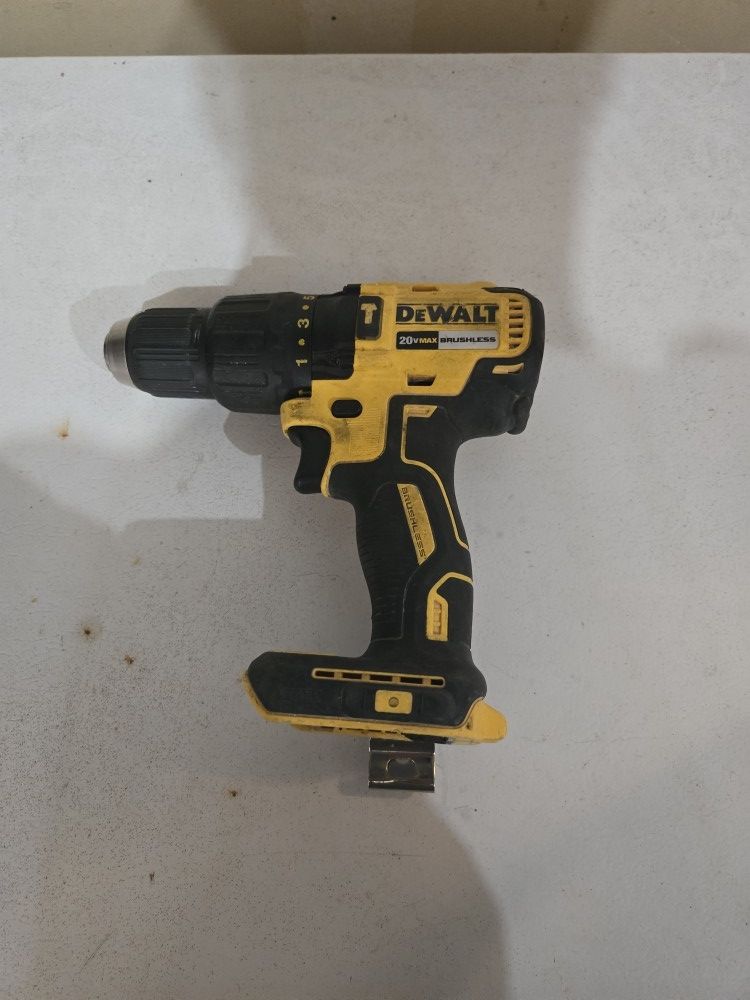 Dewalt 20v Brusheless Hammer Drill