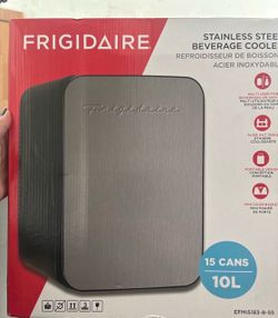 Frigidaire mini Fridge
