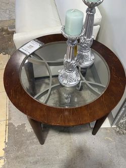 Round Glass Top Wood End Table – $150 📦 Florida