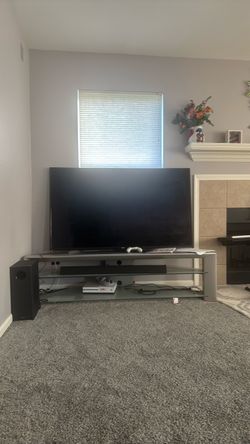 Tv/ tv stand ; sofa 3 seater