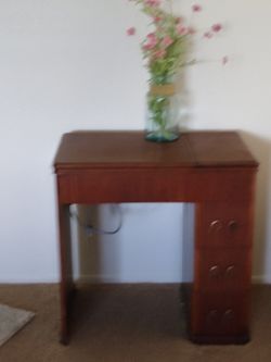 White WW-2 Sewing Machine