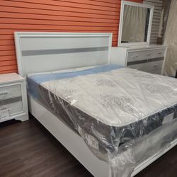 4 Piece Queen Bedroom Set Queen Bed Frame Dresser Mirror And Night  Stand