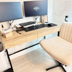 Desk With Charging Port