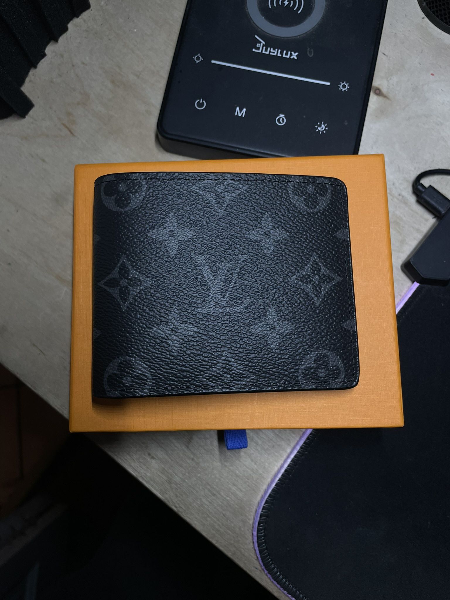 LV Wallet 