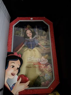 Disney Collectible Dolls 