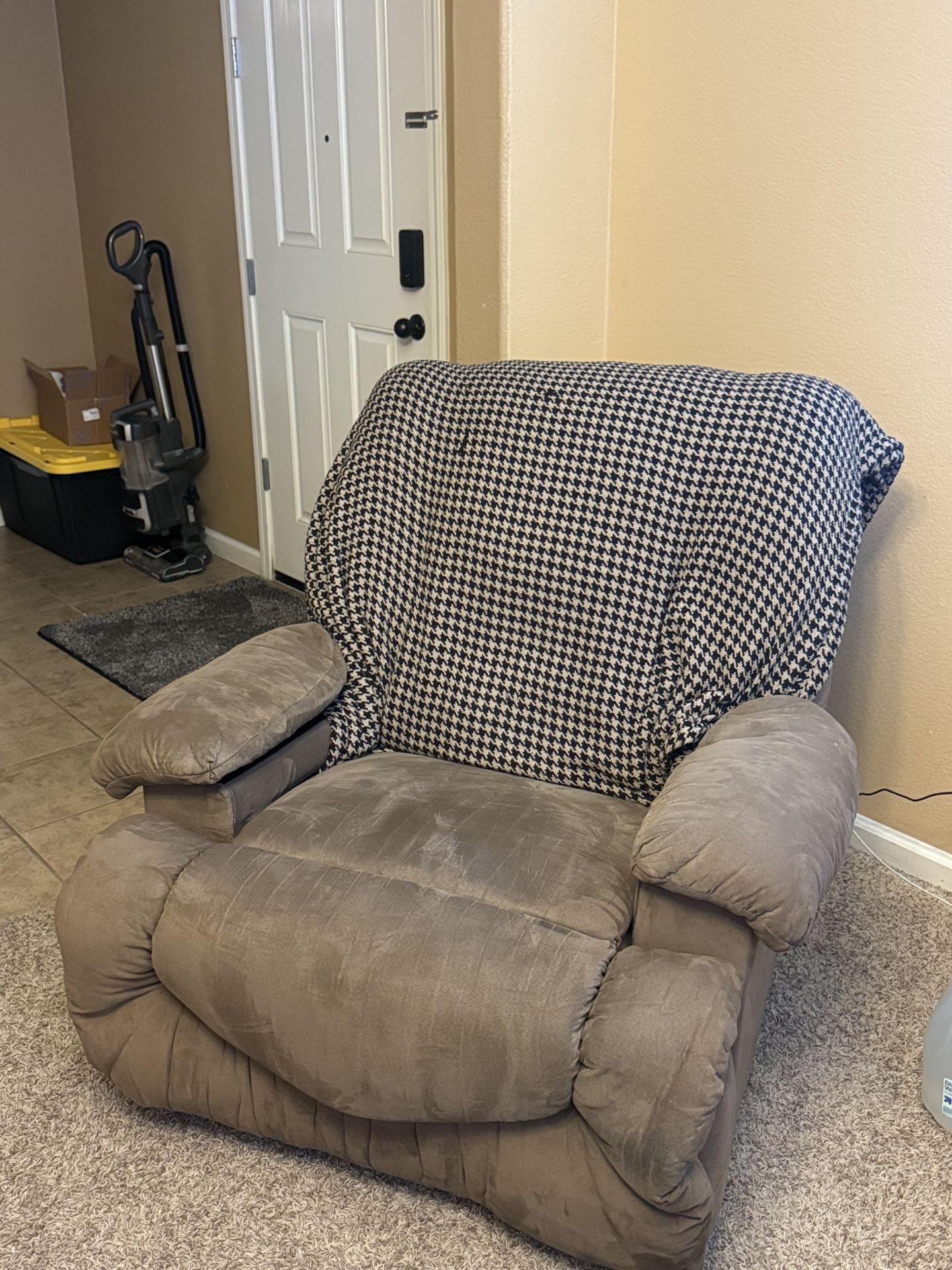 Recliner