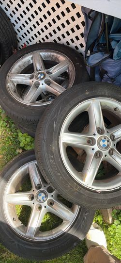 205/55/R16 BMW set of 4 wheel and tires