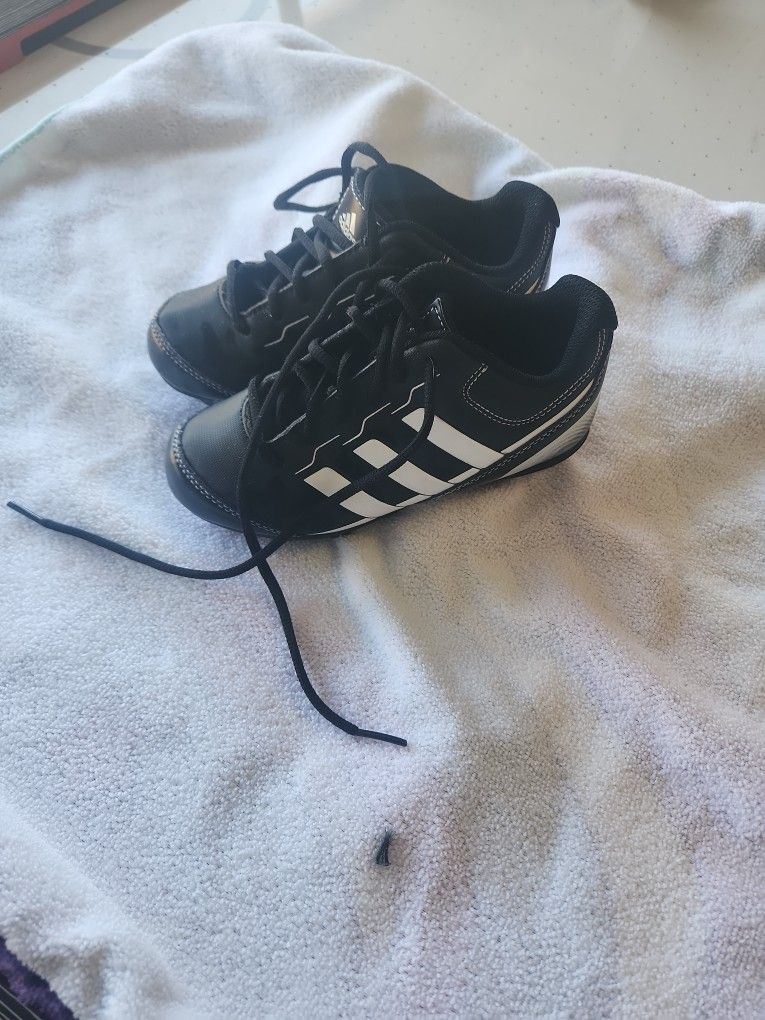 Kids Adidas Baseball Cleats