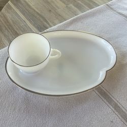 Vintage White Milk Glass Snack Set of 4 with Gold Color Trim