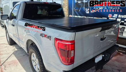 Tri-fold Bed Cover Tapaderas Para Trocas Bedliner Tapa de tres pedazos Tapaderas Para Trokas