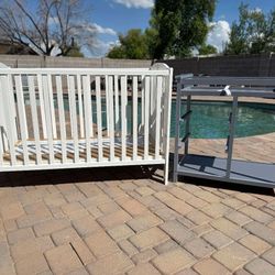 Foldable Crib And Baby Changing Table