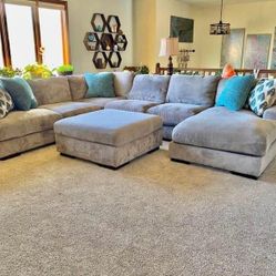 Sectional Couch 