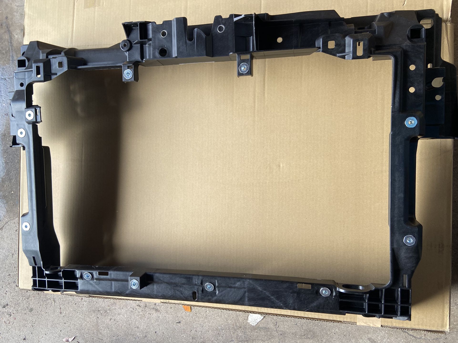 07-12 Mazda CX-7 New Genuine Radiator Support EH10-53-1B0