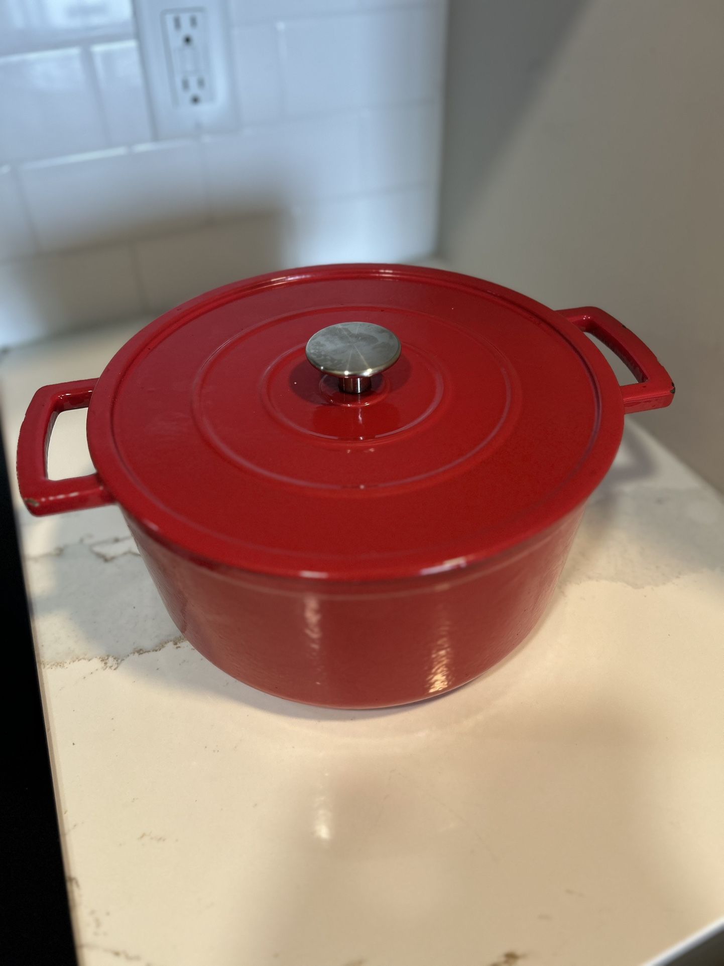5.5 Quart Red Dutch Oven
