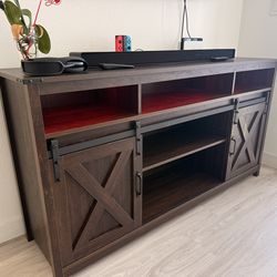 TV STAND W LED LIGHTING