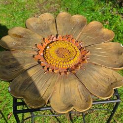 Large Plaster Garden Flower Decor, Can Hang