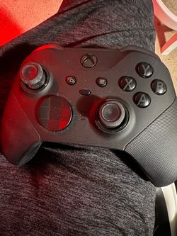 Xbox elite series 2 controller.