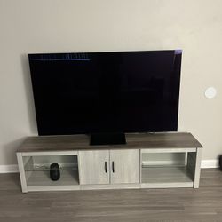 65 Inch Samsung S90C OLED like New (tv Stand and Desk Included
