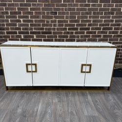 Modern White TV Stand / Entertainment Cabinet
