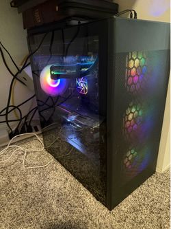 Gaming PC AMD Radeon RX 7700 XT