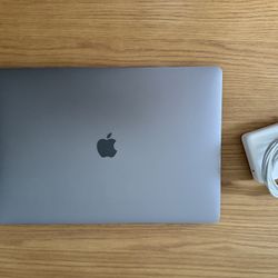 Apple MacBook Pro 16-inch 2019 i9 16GB RAM