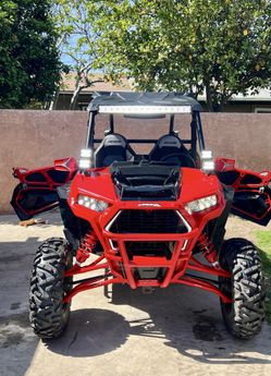 Polaris Razor