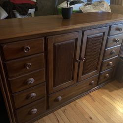 Beautiful Detailing Buffet/ Sideboard 