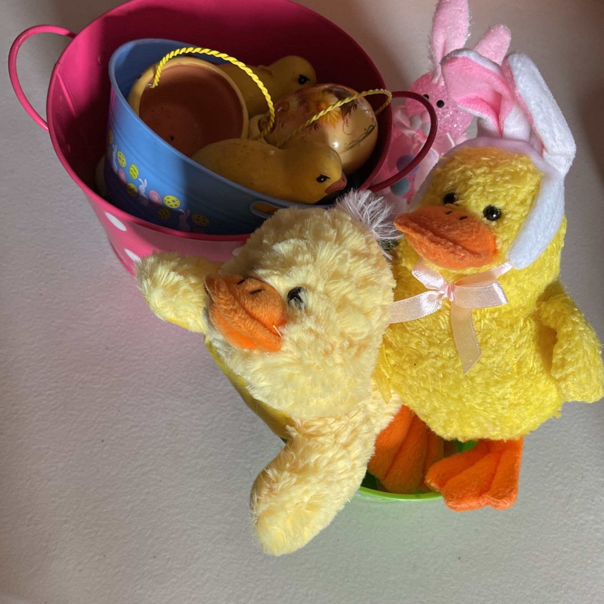 Great Spring/Summer Lot Easter Eggs And Decoration