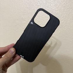 Mous Carbon Fiber Case for iPhone 16