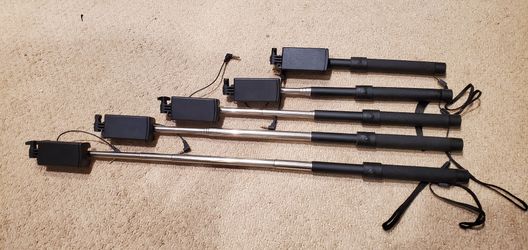 5 selfie sticks