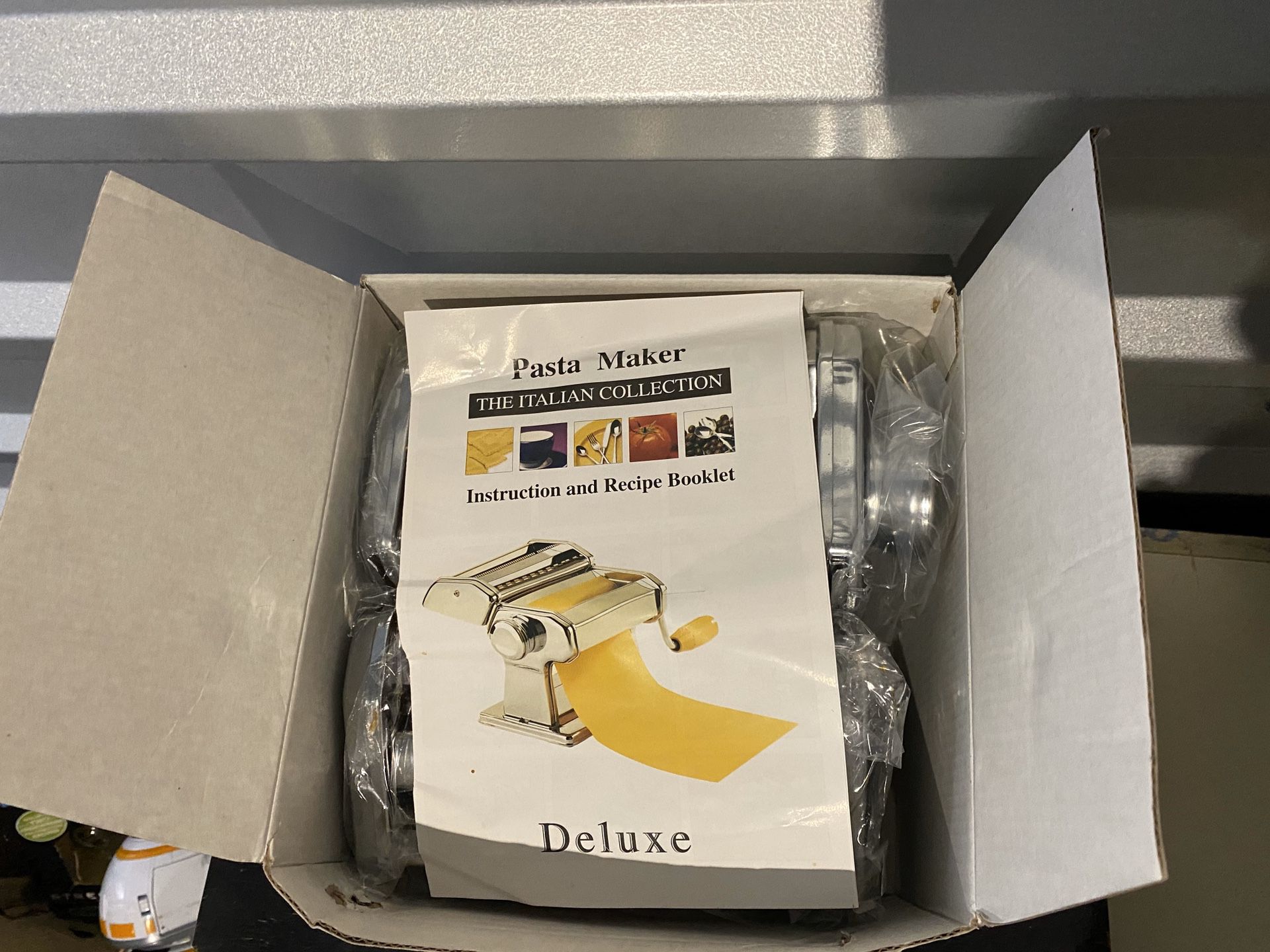 BRAND NEW Pasta Maker from Italy