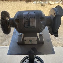 Grinder with stand
