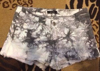 Size 7 shorts euc