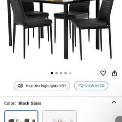 Table W/chairs 