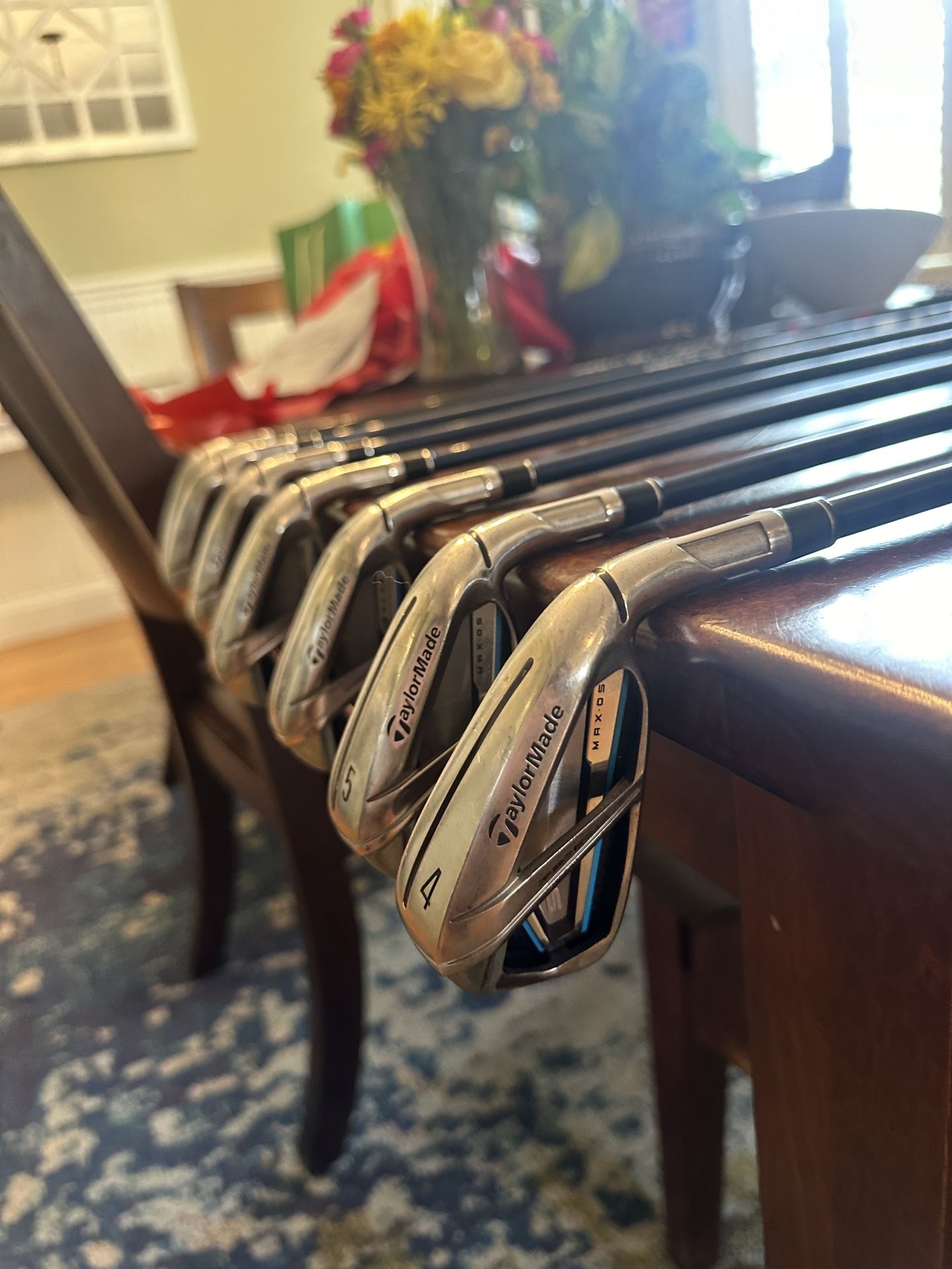 Sim Max OS irons 4-9 + Stealth PW