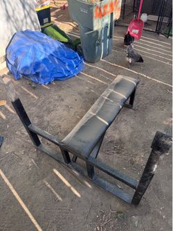 Weight bench 400 $
