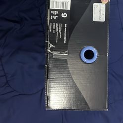 Jordan 11 Legend Blue 