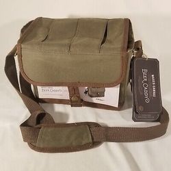 NWT Legacy A Picnic Time Brand 6-BottleBeer Caddy with Integrated Bottle Opener.