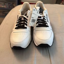 Reebok Tennis Shoes