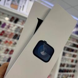 Apple Watches Uktra Watches 