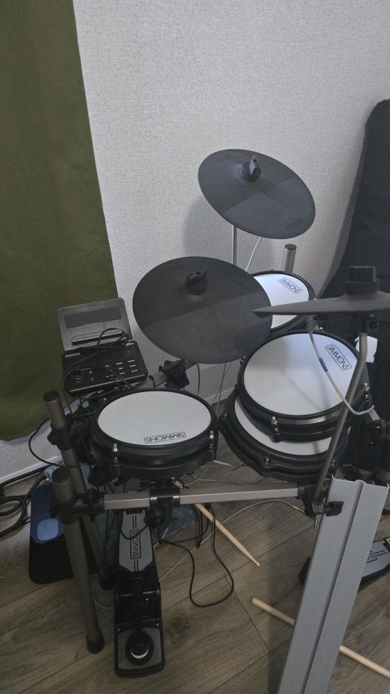 Titan Simmons 20
