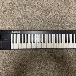 Alesis V49 Midi Keyboard