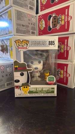 Beagle scout snoopy with Woodstock