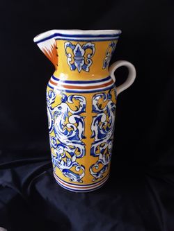 Vtg. Large 20 1/2" Spanish Majolica hand painted, Jug with handle. Excellent Condition