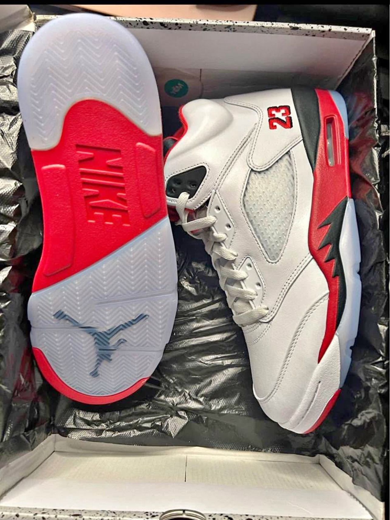 Air Jordan 5 Fire RED Size 10 