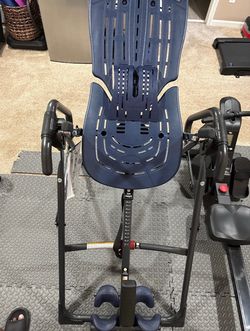 Inversion table